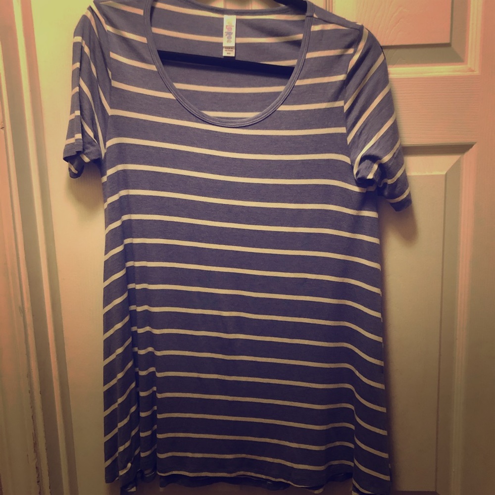 Lularoe Perfect tee